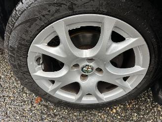 Alfa Romeo MiTo 1.4i 79pk 6-bak Distinctive - airco - elektr ramen + spiegels - lmv - radio - boekjes + sleutels compl picture 58