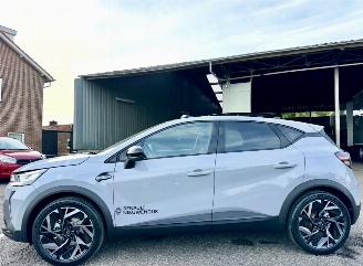 Schadeauto Renault Captur 1.6 E-Tech full hybrid 145 esprit Alpine - nap - pano - harman - 360cam - stuurverw - front + line + side assist 2025/4