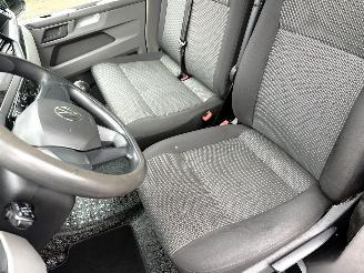 Volkswagen Transporter Gereserveerd 2.0 TDI 150pk 6-bak Lang 3pers - 2x schuifdeur - nap - camera - navi - airco - cruise - pdc - trekh - facelift picture 30