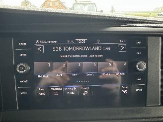 Volkswagen Transporter Gereserveerd 2.0 TDI 150pk 6-bak Lang 3pers - 2x schuifdeur - nap - camera - navi - airco - cruise - pdc - trekh - facelift picture 39