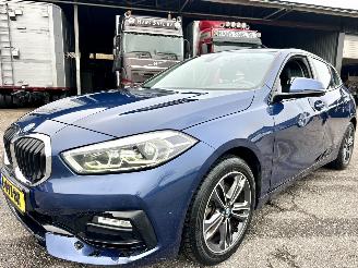 BMW 1-serie 118i 136pk 7-Traps aut High Exe - nap - virtual - nav - cam - front + line + park assist - leer + stoelverw - sfeerverl picture 2