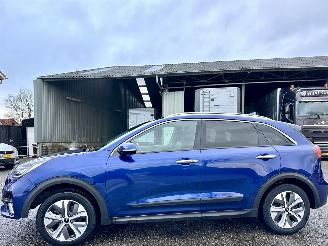 Schadeauto Kia e-Niro 64kWh 204pk aut + f1 2021/11