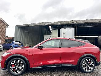 Coche accidentado Ford Mustang Mach-e 75 kWh AWD 371pk automaat Premium - pano - 2023/5