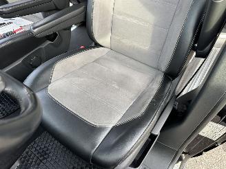 Volkswagen Multivan 2.0 TDI 150pk 6-bak cruise - nap - 6-pers - cam - navi - virtual - 2x elektr schuifdeur - elektr klep picture 43