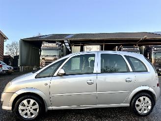 Schadeauto Opel Meriva 1.6i 16v Temptation 2007/11