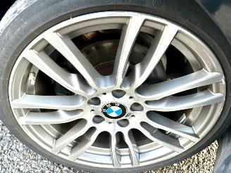 BMW 3-serie 330e 245pk 8-traps aut + f1 high exe - 112dkm nap - harman  - stuur + stoelverw v+a - 360cam - head up - elektr rollo picture 74