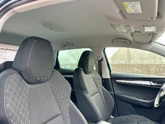 Skoda Karoq 1.5 TSI 150pk 7-Traps aut Bus.Edition - nap - navi - stoelverw - pdc - front assist - keyless start - inkl trekh picture 54