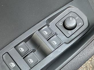 Skoda Karoq 1.5 TSI 150pk 7-Traps aut Bus.Edition - nap - navi - stoelverw - pdc - front assist - keyless start - inkl trekh picture 45