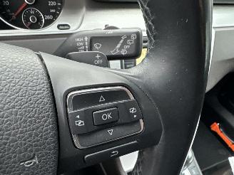 Volkswagen Passat 1.4 TSI 122pk dsg aut + f1 Highline - nap - dvd in hoofdsteunen - navi - clima - cruise - leer + stoelverw picture 26