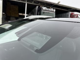 Toyota Auris Touring Sports Gereserveerd 1.8 Hybrid 123pk aut Exe - pano - nap - navi - camera - keyless - front + line + park assist picture 9