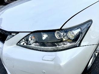 Lexus Ct 200h Hybrid 123pk aut Luxury Line - nap - nav - leer - camera - memory - xenon - pdc v+a - keyless picture 6