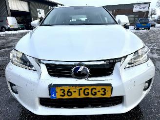 Lexus Ct 200h Hybrid 123pk aut Luxury Line - nap - nav - leer - camera - memory - xenon - pdc v+a - keyless picture 94