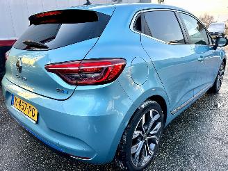 Renault Clio 1.6 E-Tech Hybrid 8-traps aut 140 Intens - nap - 360cam - keyless - navi - front + line + side + park assist - virtual picture 5