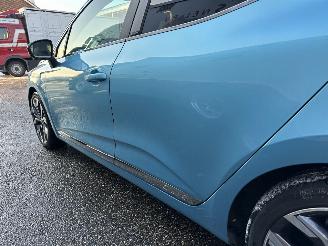 Renault Clio 1.6 E-Tech Hybrid 8-traps aut 140 Intens - nap - 360cam - keyless - navi - front + line + side + park assist - virtual picture 81