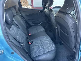 Renault Clio 1.6 E-Tech Hybrid 8-traps aut 140 Intens - nap - 360cam - keyless - navi - front + line + side + park assist - virtual picture 24