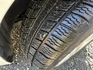 Suzuki Swace 1.8 Hybrid 148pk aut Style - front + line + side + park assist - camera - keyless - stoelverw - stuurverw - parelmoer picture 69