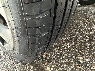 Nissan Micra 1.2i 80pk Connect Edition 5drs - navi - clima - cruise - pdc v+a - licht + regensensor - gebruikerssporen picture 55