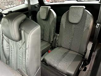 Peugeot 5008 1.2T 131pk 6-traps aut + F1 Crossway 7Pers - navi - leer - virtual - camera v+a - line + side assist - 50dkm picture 85