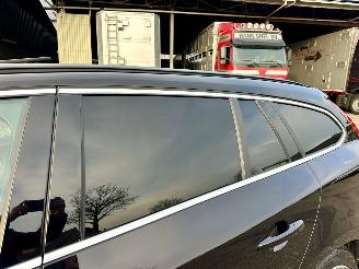 Volvo V-60 2.4 D5 Hybrid aut AWD R-Design - schuifdak - leer - nav - cam - front + line + side assist - harman/kardon picture 99