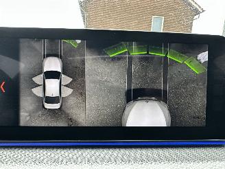 BMW 5-serie 540i 340pk aut + f1 High Exe M-Sport - schuifdak - hud - softclose - b&w - 360cam - stoelvent - stuurverw picture 38