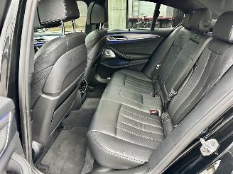 BMW 5-serie 540i 340pk aut + f1 High Exe M-Sport - schuifdak - hud - softclose - b&w - 360cam - stoelvent - stuurverw picture 87