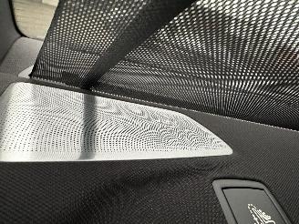 BMW 5-serie 540i 340pk aut + f1 High Exe M-Sport - schuifdak - hud - softclose - b&w - 360cam - stoelvent - stuurverw picture 79