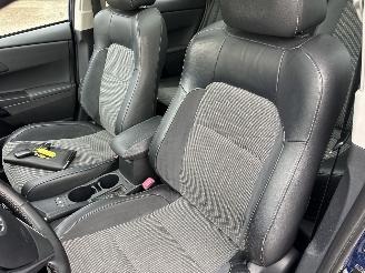 Toyota Auris Touring Sports 1.8 Hybrid 123pk aut pano - nap - navi - camera - keyless - front + park + line assist - pdc v+a picture 47