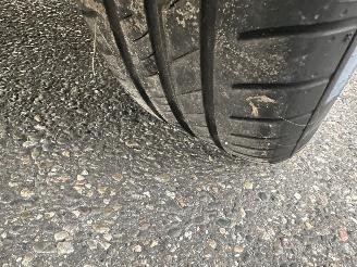 Toyota Auris Touring Sports 1.8 Hybrid 123pk aut pano - nap - navi - camera - keyless - front + park + line assist - pdc v+a picture 72