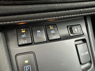 Toyota Auris Touring Sports 1.8 Hybrid 123pk aut pano - nap - navi - camera - keyless - front + park + line assist - pdc v+a picture 18