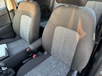 Kia Venga 1.4 CVVT 90pk X-Pect - 77dkm - airco - stoelverw - lichtsensor - pdc - esp - usb - aux - cv op afstandbed picture 19