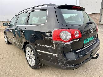 Volkswagen Passat 2.0 FSI 150pk 6-Traps automaat Comf Bus - nap - clima - cruise - navi - pdc v+a - licht + regensensor picture 7