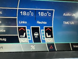 Jaguar XF 3.0 V6 238pk aut + f1 Prem Luxury - schuifdak - leer - nav - cam - elektr rollo - B&W - stoelvent - stuurverw picture 33