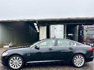 damaged passenger cars Jaguar XF 3.0 V6 238pk aut + f1 Prem Luxury - schuifdak - leer - nav - cam - elektr rollo - B&W - stoelvent - stuurverw 2008/9