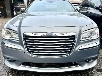 Lancia Thema 3.0D V6 Turbo 190pk aut Platinum - xenon - navi - leer - memory - elektr rollo - stoelverw v+a picture 3