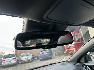 Kia Proceed 1.4 T-GDI 140pk 7-Traps aut GT-Line - nap - pano - front + line assist - stuur + stoelverw - cam - navi - keyless picture 31