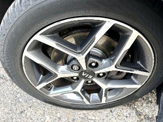 Kia Proceed 1.4 T-GDI 140pk 7-Traps aut GT-Line - nap - pano - front + line assist - stuur + stoelverw - cam - navi - keyless picture 90