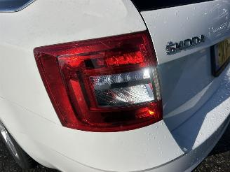 Skoda Octavia 1.5 TSI 150pk 7-Traps aut Greentech Style - nap - navi - carplay - keyless entry - pdc v+a + park assist picture 99