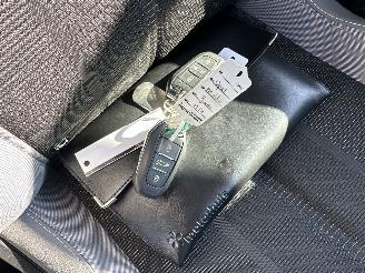 Opel Mokka-E 136pk aut 50kWh Business Elegance - 14dkm nap - line + side assist - navi - keyless - camera - pdc v+a picture 52