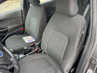 Ford Fiesta 1.0 EcoBoost Connected 5drs - 69dkm nap - navi - line + park assist - pdc v+a - airco - cruise - rijdbaar picture 22