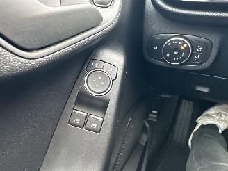 Ford Fiesta 1.0 EcoBoost Connected 5drs - 69dkm nap - navi - line + park assist - pdc v+a - airco - cruise - rijdbaar picture 26