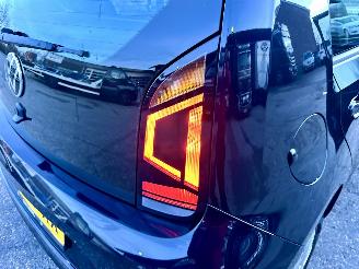 Volkswagen Up! 1.0i 65pk BMT 5drs - nap - clima - camera - cruise - pdc - licht + regensensor - line assist picture 58