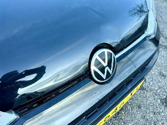Volkswagen Up! 1.0i 65pk BMT 5drs - nap - clima - camera - cruise - pdc - licht + regensensor - line assist picture 69