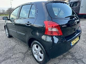 Toyota Yaris 1.3 VVTi MMT Automaat Luna 5drs - nap - clima - cruise - lmv + all season - elektr ram - cv op afstandbed picture 6