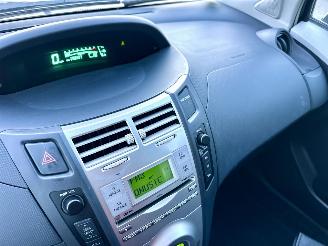 Toyota Yaris 1.3 VVTi MMT Automaat Luna 5drs - nap - clima - cruise - lmv + all season - elektr ram - cv op afstandbed picture 38