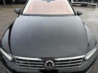 Volkswagen Passat 2.0 Bi-TDI 4Motion 239pk aut R-Line - pano - 360cam - massage - leer - virtual - keyless - front + line + side assist picture 136