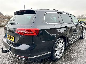 Volkswagen Passat 2.0 Bi-TDI 4Motion 239pk aut R-Line - pano - 360cam - massage - leer - virtual - keyless - front + line + side assist picture 5