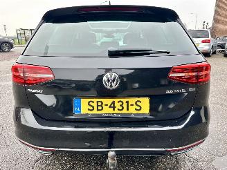 Volkswagen Passat 2.0 Bi-TDI 4Motion 239pk aut R-Line - pano - 360cam - massage - leer - virtual - keyless - front + line + side assist picture 6
