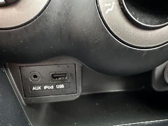 Hyundai I-10 1.1 i-Drive 69pk Cool 5drs - 62dkm nap - airco - elektr ramen - facelift - aux - usb - radio cd - rijdbaar picture 22