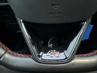 Seat Leon 1.5 TSI 131pk FR Ult Ed - pano - 78dkm - facelift - virtual - front assist - sfeerverl - pdc v+a - alarm - nardo grey picture 50