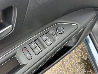 Peugeot 3008 1.6 Hybrid 225 aut + f1 GT-Line - nap - 1e eig - virtual - navi - camera - keyless - front + line + side assist picture 47